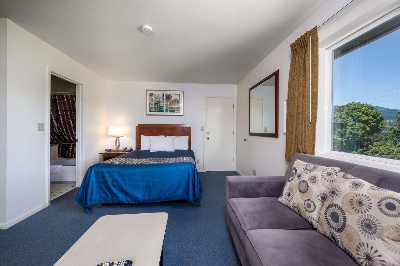 Riverview Lodge ฮูดริเวอร์ ภายนอก รูปภาพ